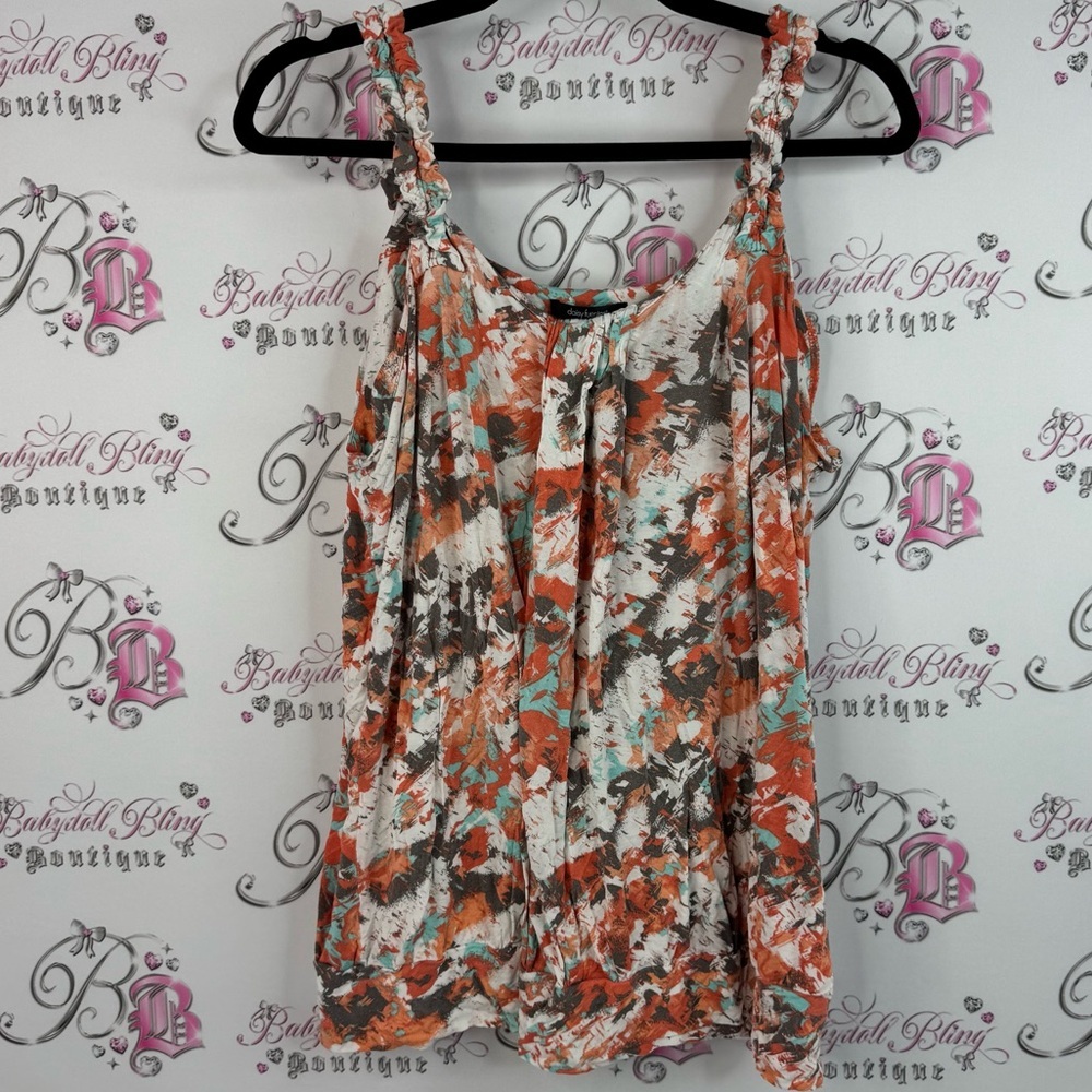 Daisy Fuentes tank top splatter style Orange and White Sleeveless Blouse